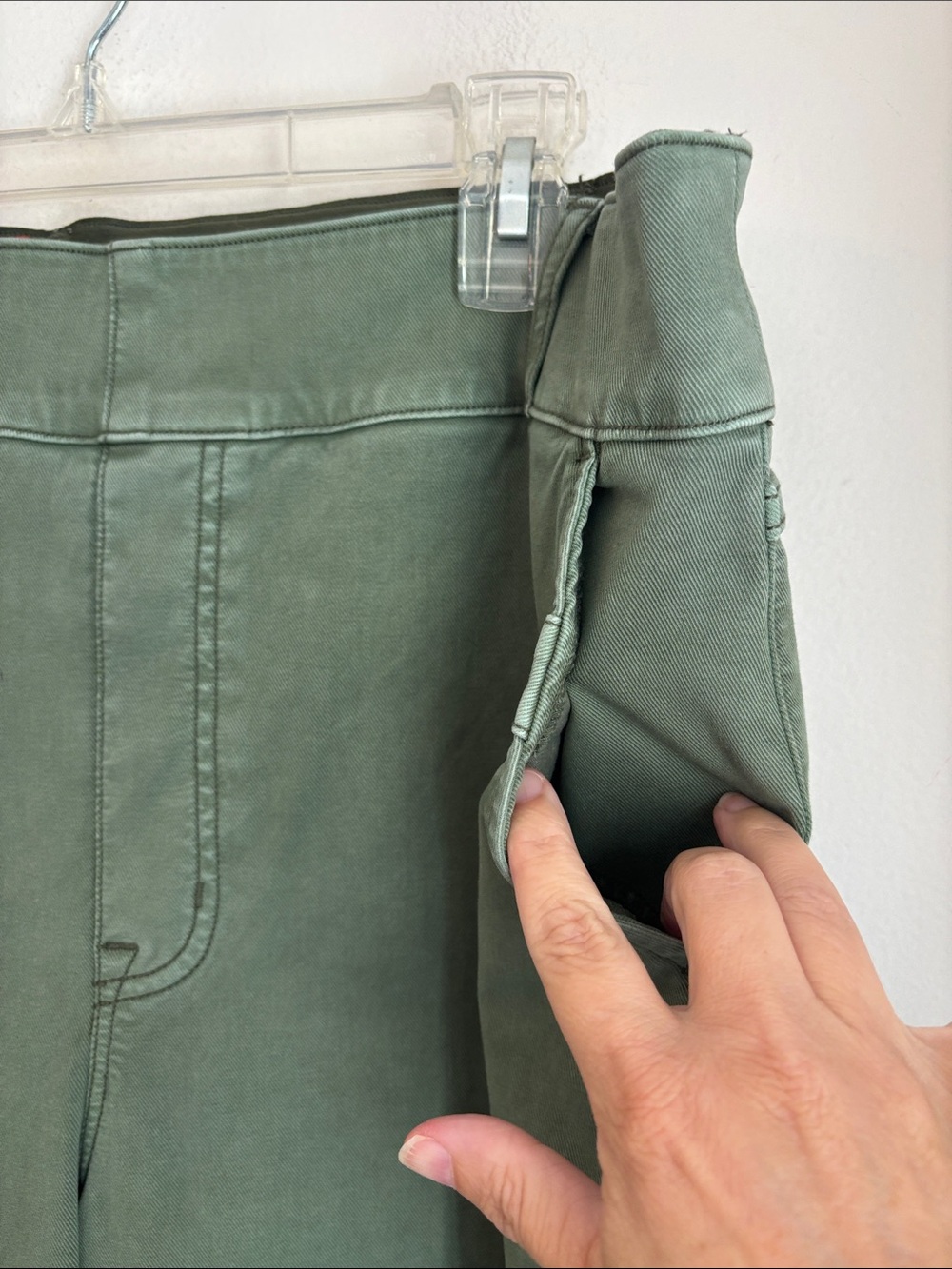 Spanx Womens stretch twill wide leg cropped pants green pull on 2XL XXL chinos - Picture 3 of 10